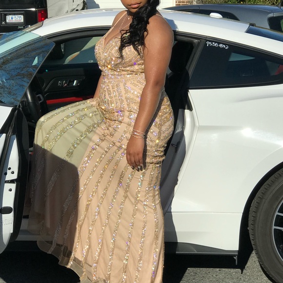 Prom Dress! - Picture 4 of 6